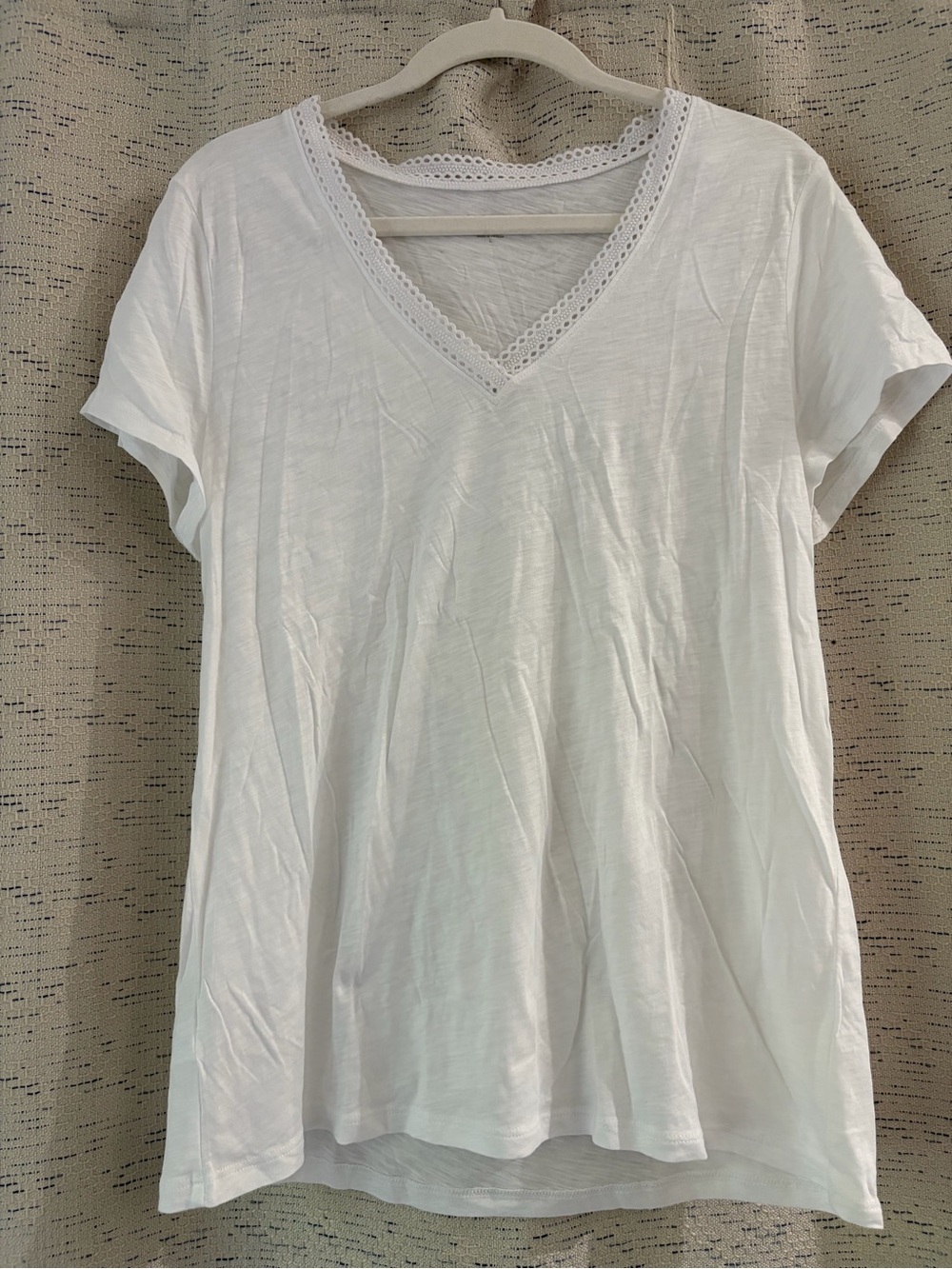 LOFT White V-Neck Lace Trim Short Sleeve Tee